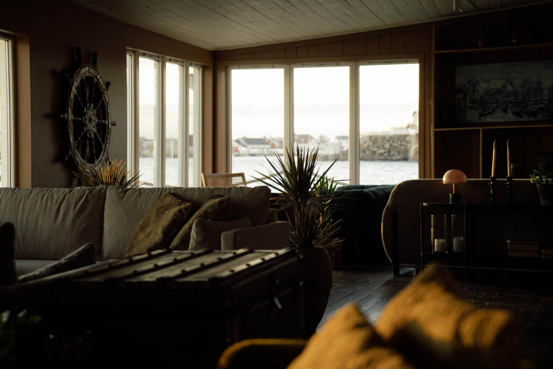 Skata Boutique Hotel Henningsvaer Exterior foto